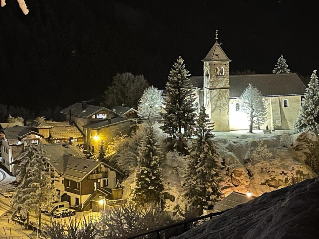 Chalet Les Avernes - Champagny En Vanoise, Domaine La Plagne Paradiski Eksteriør bilde